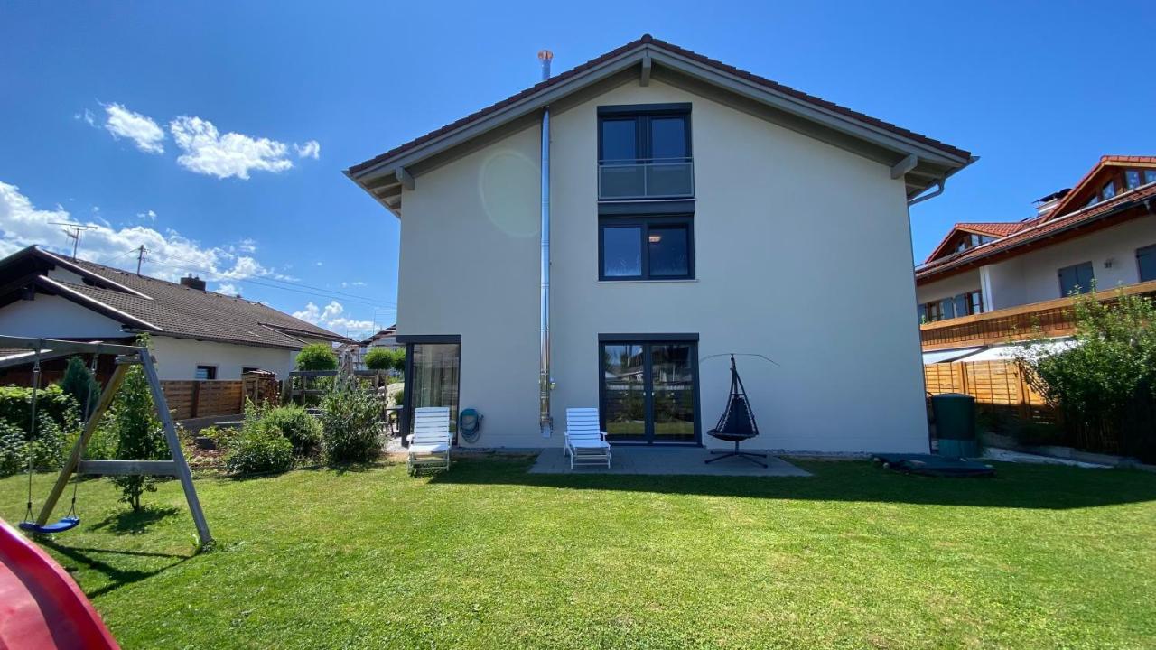 Herzland Allgäu: Cozy Retreat With Garden, Fireplace & Königscard Holiday home Lechbruck